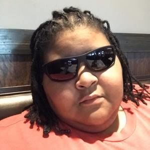 Meet your Posher, Tiff